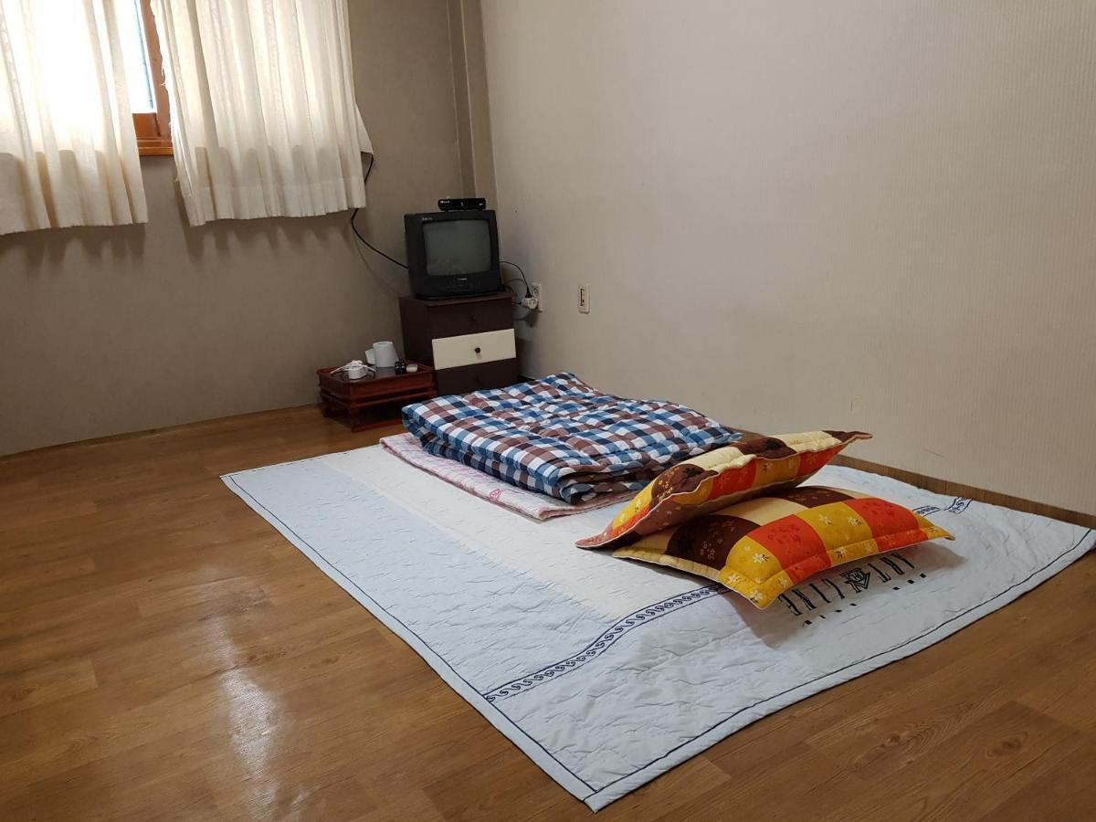 Samcheongdong Korea Guesthouse Seoul Exterior photo
